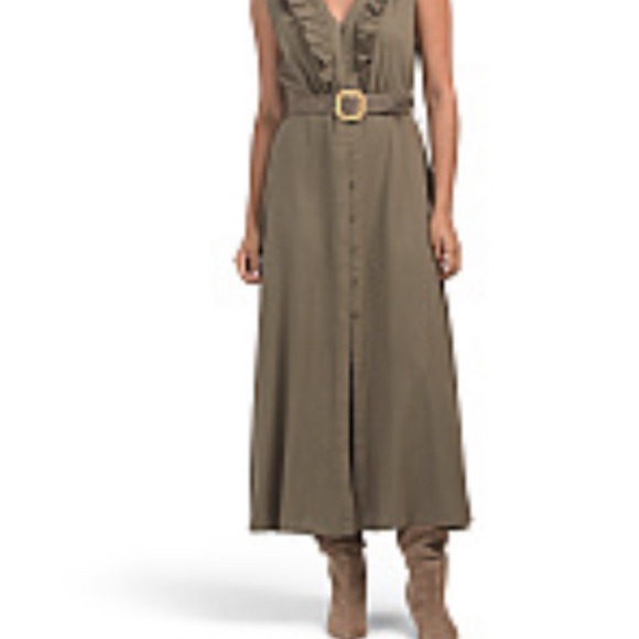 Ellen Tracy Dresses & Skirts - Ellen Tracy  Olive Green Maxi Dress With belt. NWT Size M